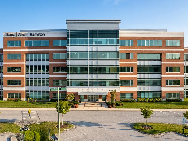 Water's Edge Corporate Campus photo 5
