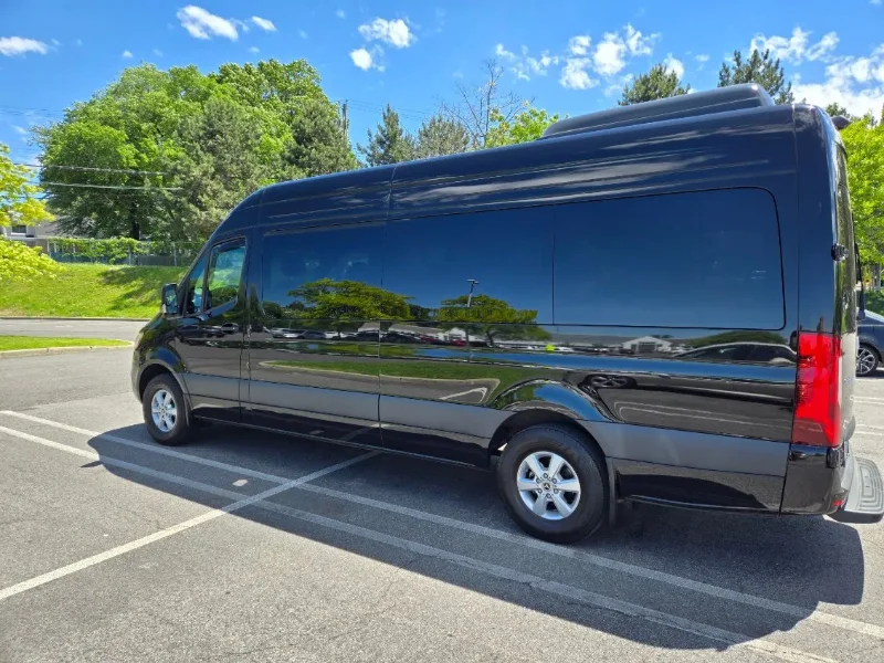 Empire Craft Limos photo 2