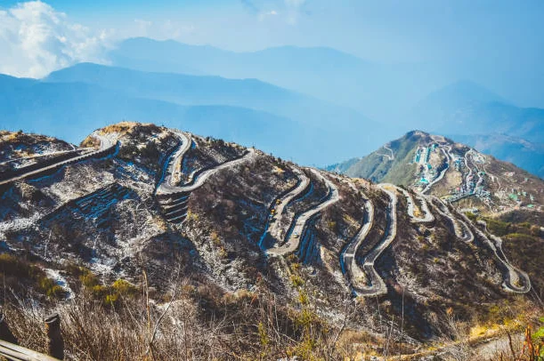 Silk Route Tour Packages from Kolkata – Discover Zuluk's Famous Zigzag Roads & Nathang Valley photo 2